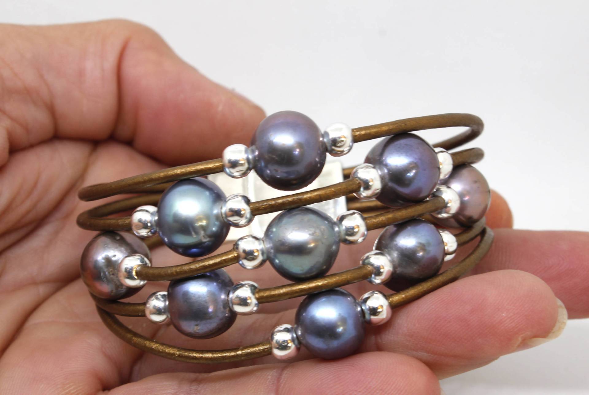 Echte Süßwasser Peacock Perlen Armband Nach Wahl Der Lederfarbe | Lässige -Resort Schmuck & Leder von SeaRanchJewelry