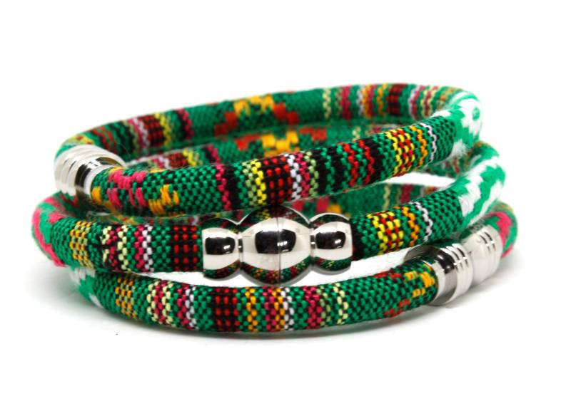 Grünes Gewebtes Baumwollarmband Oder Fußkettchen | Veganer Boho Schmuck von SeaRanchJewelry