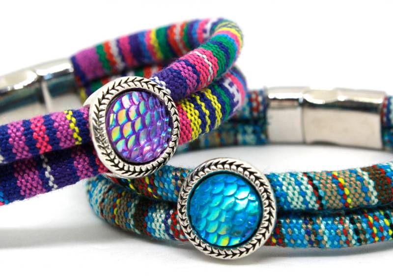 Mermaid Blau Oder Lila Gewebtes Armband Aus 100% Baumwolle Urlaub Schmuck | Meerjungfrau Wählen Sie Ihre Farbe Vegan von SeaRanchJewelry