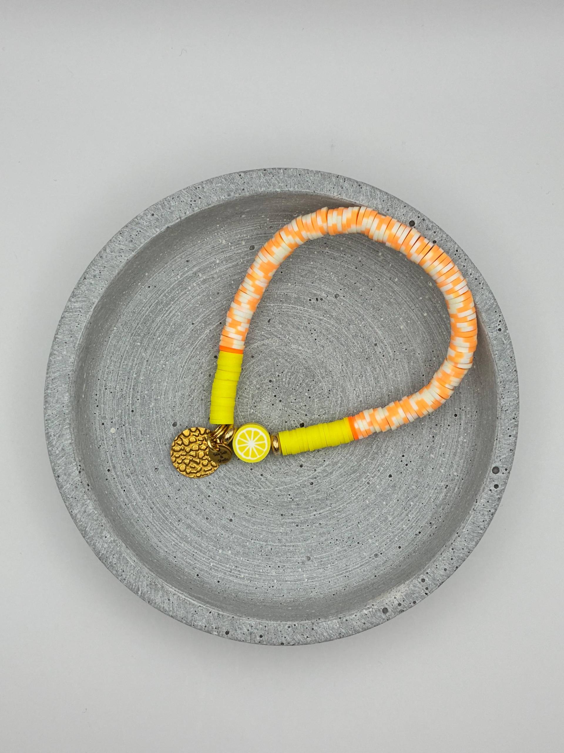 Sommer Armband in Gelb, Orange Und Weiß Mit Einer Zitrone Plättchen Katsuki Sommerarmband Sea Salt & Shells Limoncemixed Sommer Armband in Gelb, Orange Und Weiß Mit Einer Zitrone Plättchen Katsuki Sommerarmband Sea Salt & Shells Limoncemixed von SeaSaltandShellss