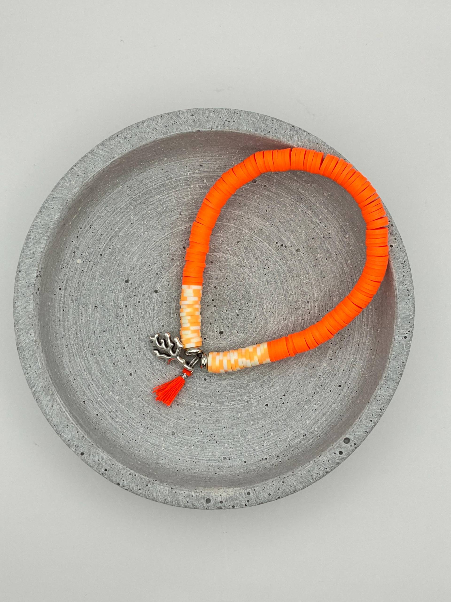 Sommer Armband in Orange Und Neon Katsuki Sommerarmband Sea Salt & Shells Mit Koralle Goldfarben Quast Coralsun Sommer Armband in Orange Und Neon Katsuki Sommerarmband Sea Salt & Shells Mit Koralle Goldfarben Quast Coralsun von SeaSaltandShellss