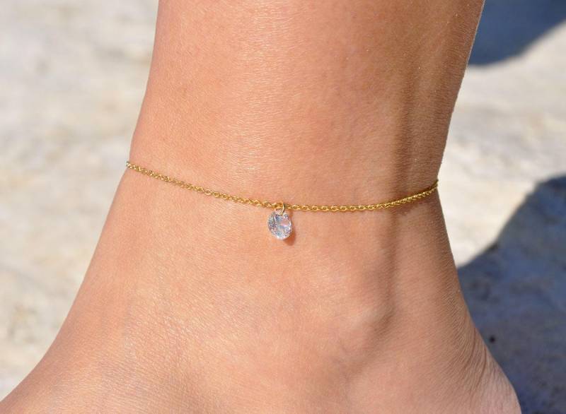 Diamant-Fußkettchen | Personalisierte Solitaire Cz Diamant Fusskettchen, April Geburtstagsgeschenk Birthstone Schmuck Geschenk Für Sie von SeaSideMotifs