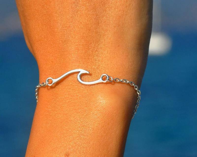 Welle Armband | Silber Ocean Wave Charm Armbänder Für Frauen Personalisieren Bester Freund Surfer Wellen Schmuck von SeaSideMotifs
