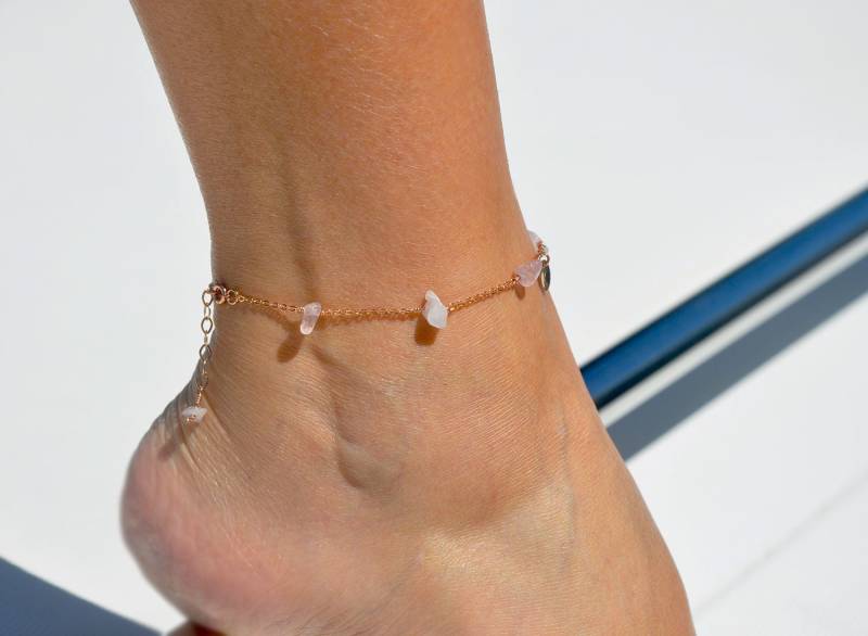 Zartes Rose Gold Quarz Fußkettchen in Sterling Silber Fill Oder Von Seasidemotifs | Personalisieren Sie Ihr Als Geschenk von SeaSideMotifs