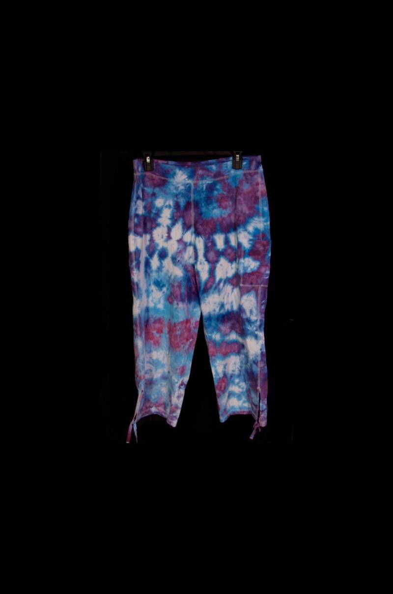 Tie-Dye Damen Cargo Capri Hose Größe Medium Eis Gefärbt Hand Westbound von SeaTurtleGlass