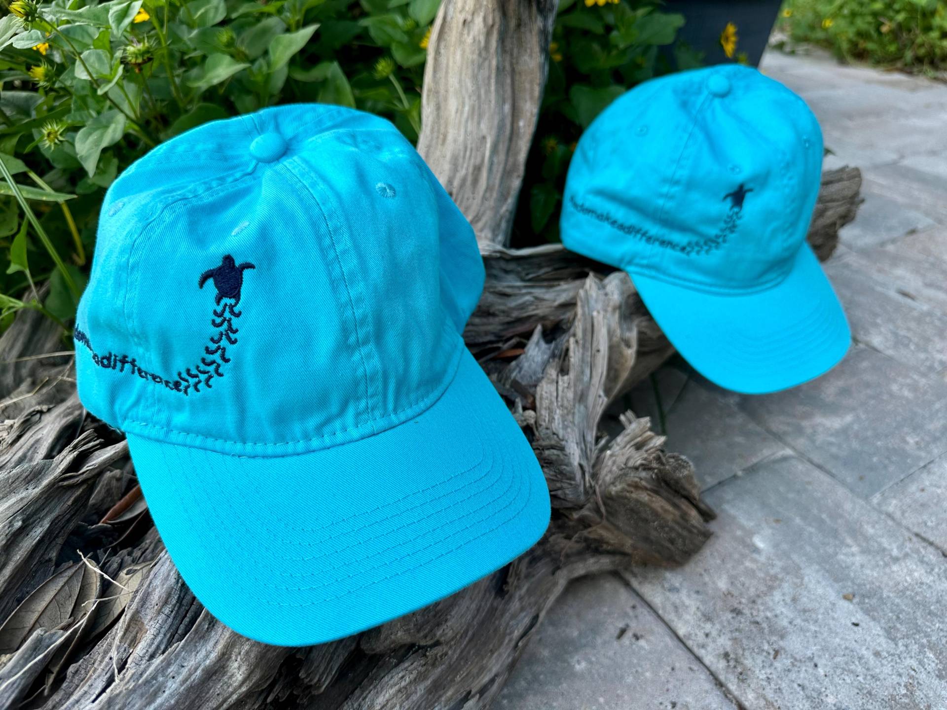 Kugelkappen Meeresschildkrötenspuren Und Jungtier von SeaTurtleHearts