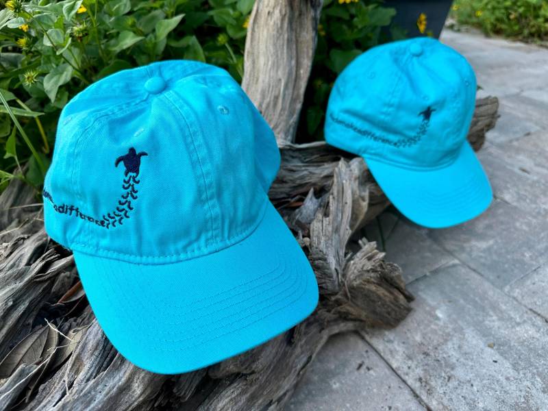 Ball Endkappen Meeresschildkröte-Spuren Und Jungtier von SeaTurtleHearts