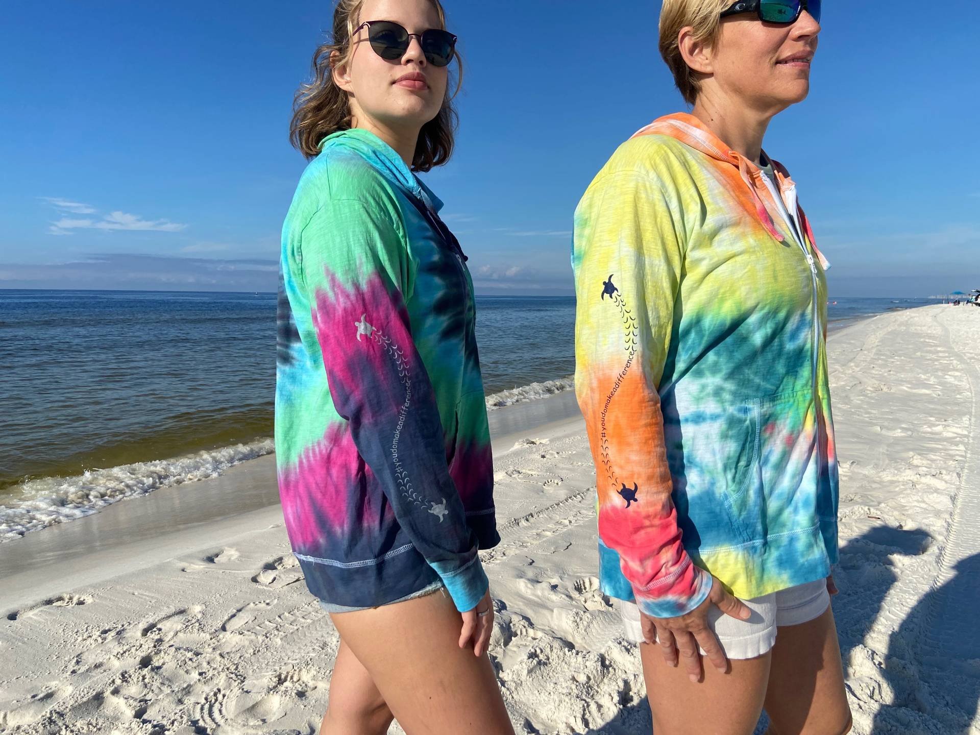 Meeresschildkröte Tie Dye Full Zip Damen Schnitt Leichter Hoodie Designed, Gefärbt Und Bedruckt in Usa Xl Only von SeaTurtleHearts