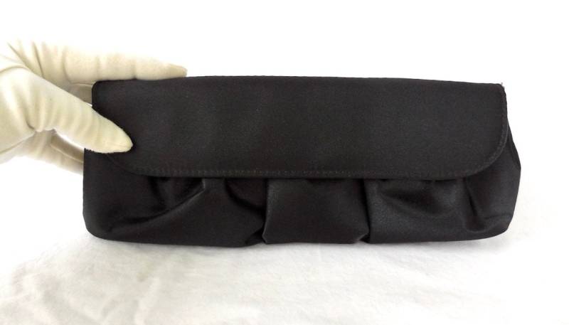 Black Satin Geldbörse Schwarz Satin Clutch Abendtasche Kette Schulter Schwarzer Cocktail Elegante Cabrio Black Satin Geldbörse Schwarz Satin Clutch Abendtasche Kette Schulter Schwarzer Cocktail Elegante Cabrio von SeadawlVintage