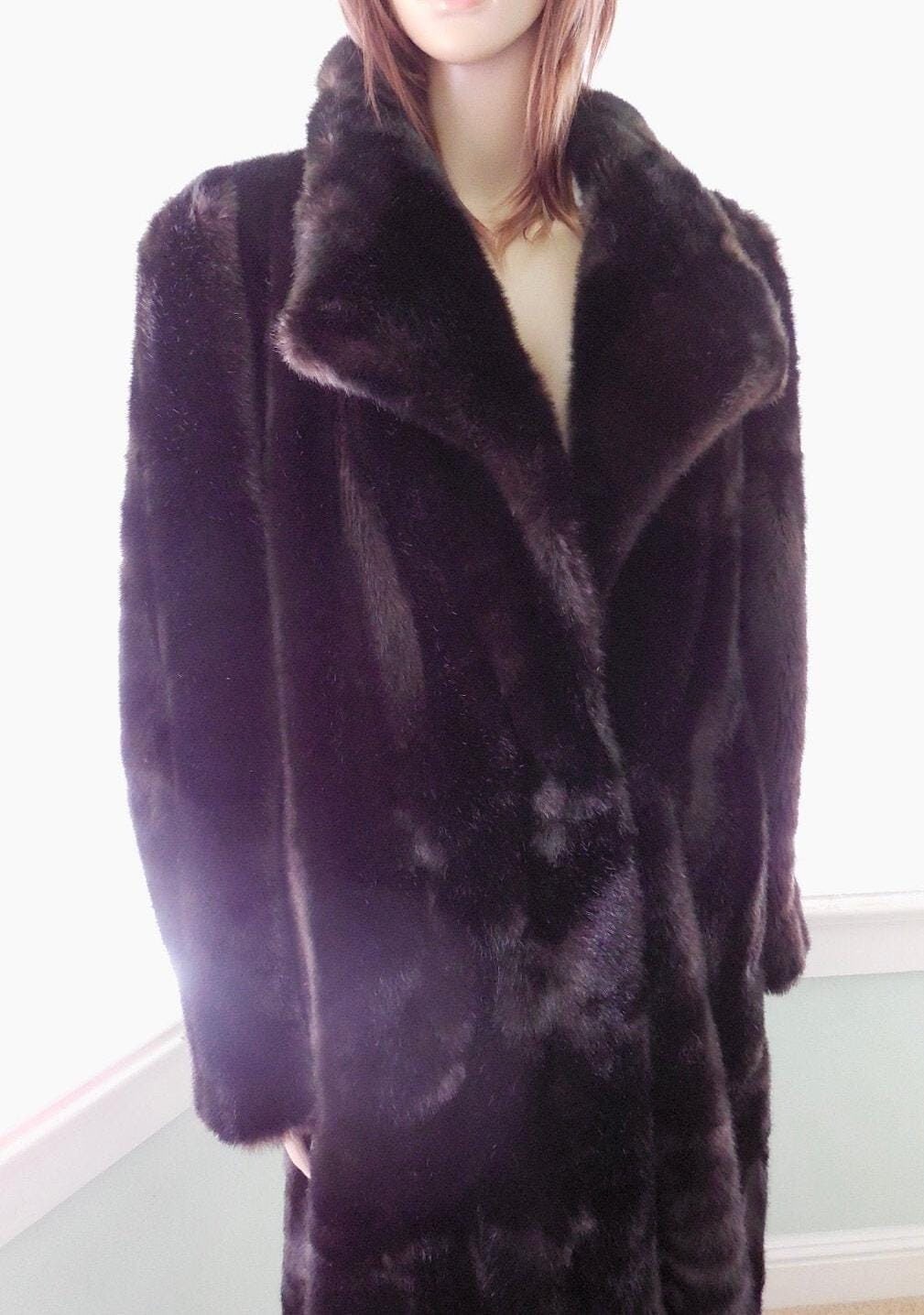 Vintage Kunstpelz Mantel Tissavel 60Er Jahre Luxus Plüsch Wintermantel Old Hollywood Glam Größe Large-x Large Made in France von SeadawlVintage