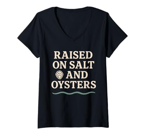 Damen Oyster Farmer Coastal Saltwater Crew Muschelfestival Papa T-Shirt mit V-Ausschnitt Damen Oyster Farmer Coastal Saltwater Crew Muschelfestival Papa T-Shirt mit V-Ausschnitt von Seafood Farming Shuck Yeah Proud Work Gift Apparel