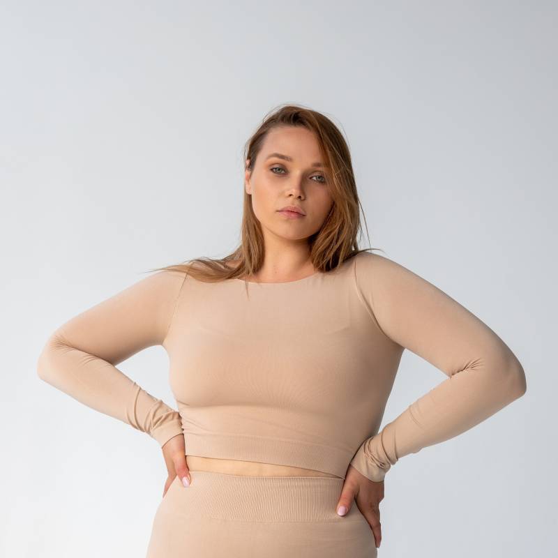 Beiges, Nahtloses Langarm-Crop-Top Gemütliche Eleganz Für Jede Gelegenheit von SeamlessEase