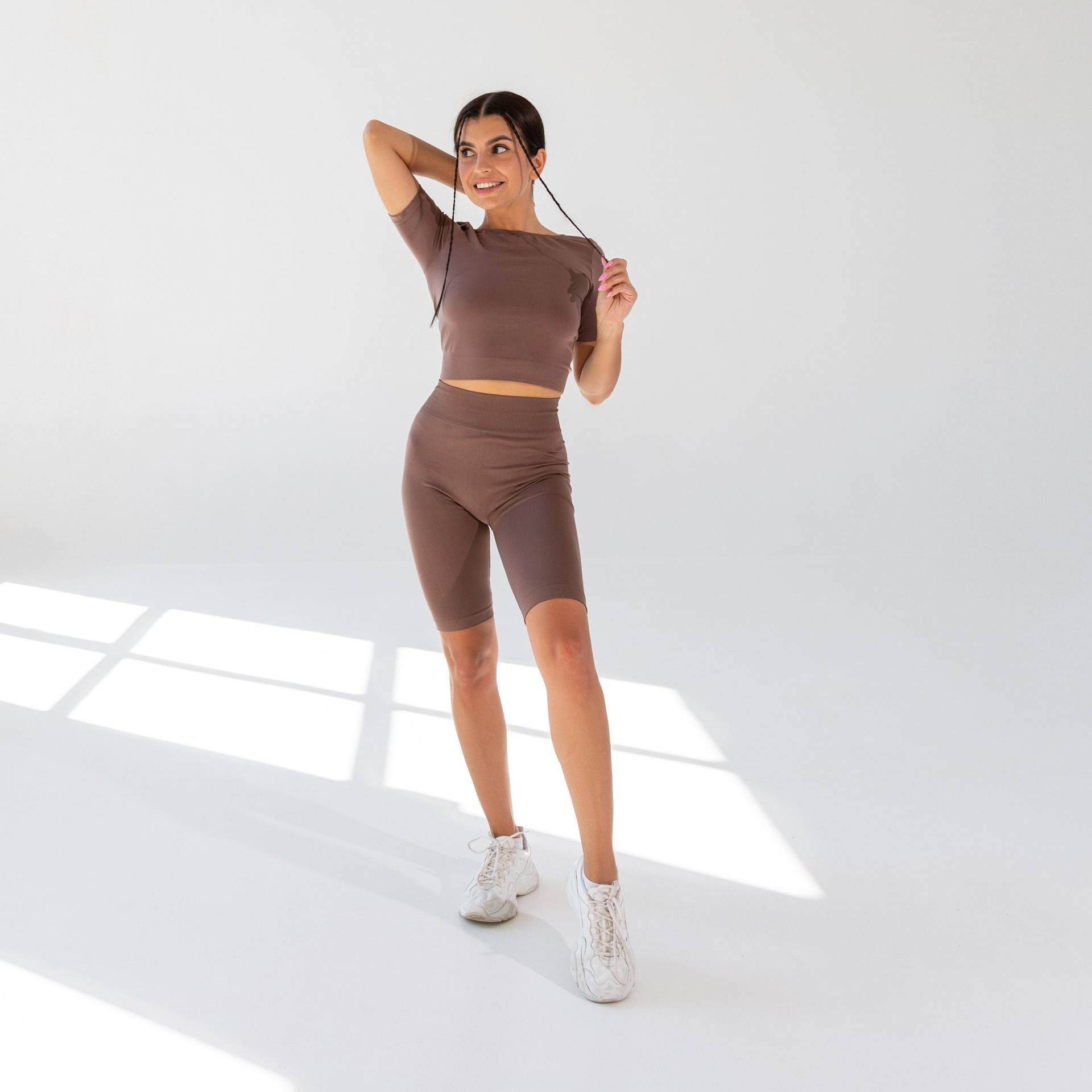 Braune Nahtlose Radlerhose Fahren Sie Mit Stil Und Komfort von SeamlessEase