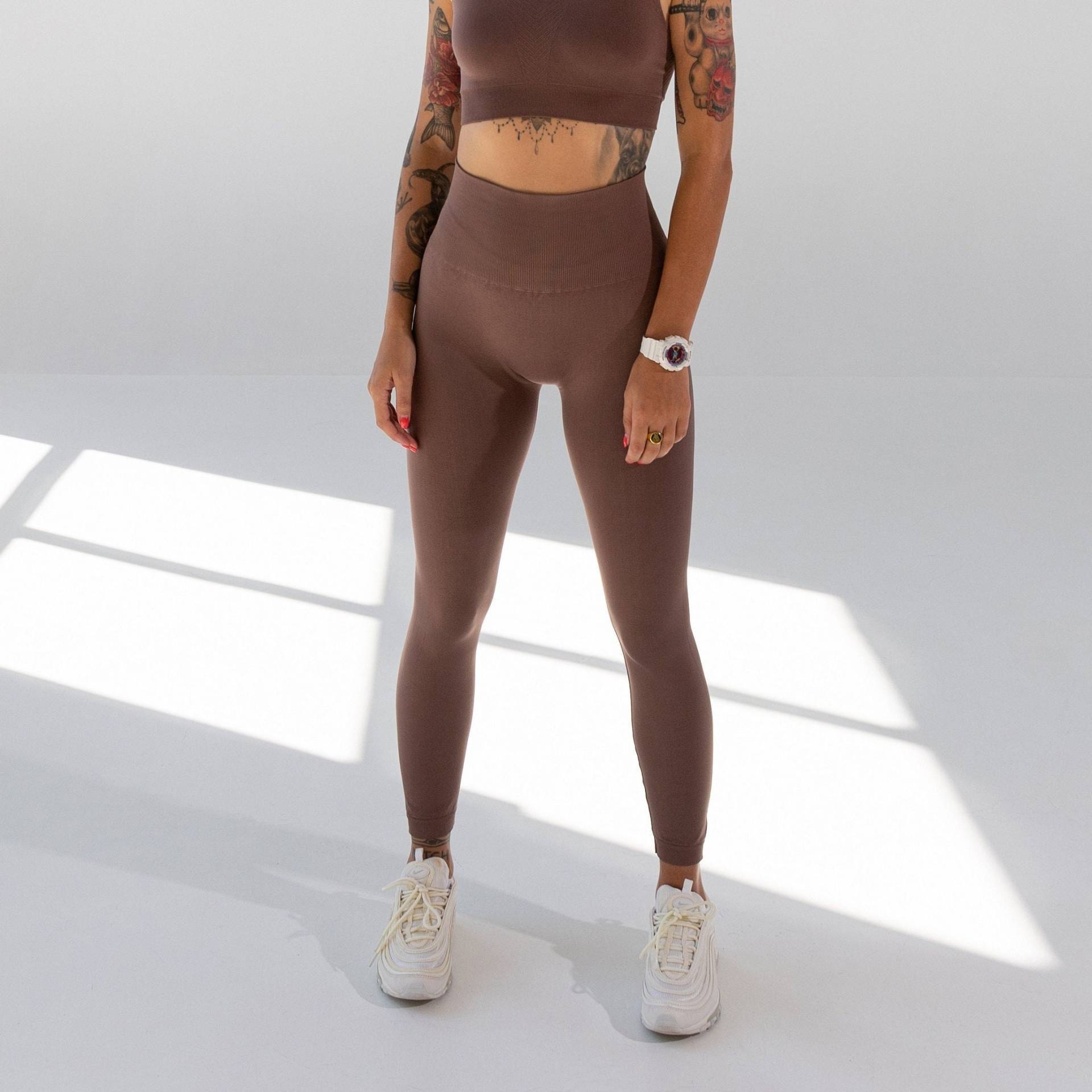 Cappuccino Braune Leggings - Hohe Taille, Weiche Mikrofaser, Schmeichelhaft Für Jeden Tag von SeamlessEase