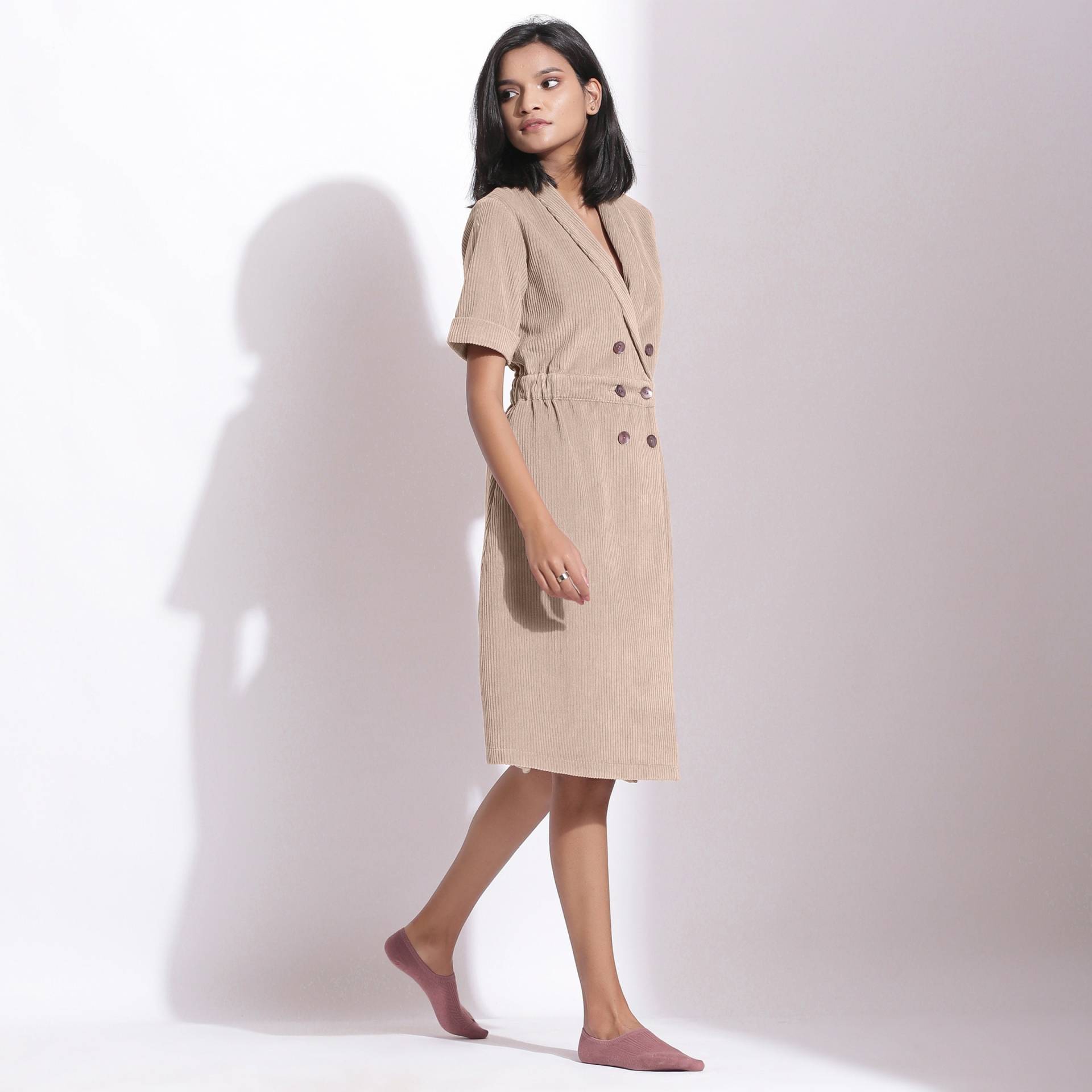 Cord Midi Kleid Aus 100% Baumwolle, Anpassbares Für Frauen, Blazer Mit Taschen, V-Ausschnitt, Übergröße, Petite, Tall Etsw Cord Midi Kleid Aus 100% Baumwolle, Anpassbares Für Frauen, Blazer Mit Taschen, V-Ausschnitt, Übergröße, Petite, Tall Etsw von SeamsFriendlyIndia