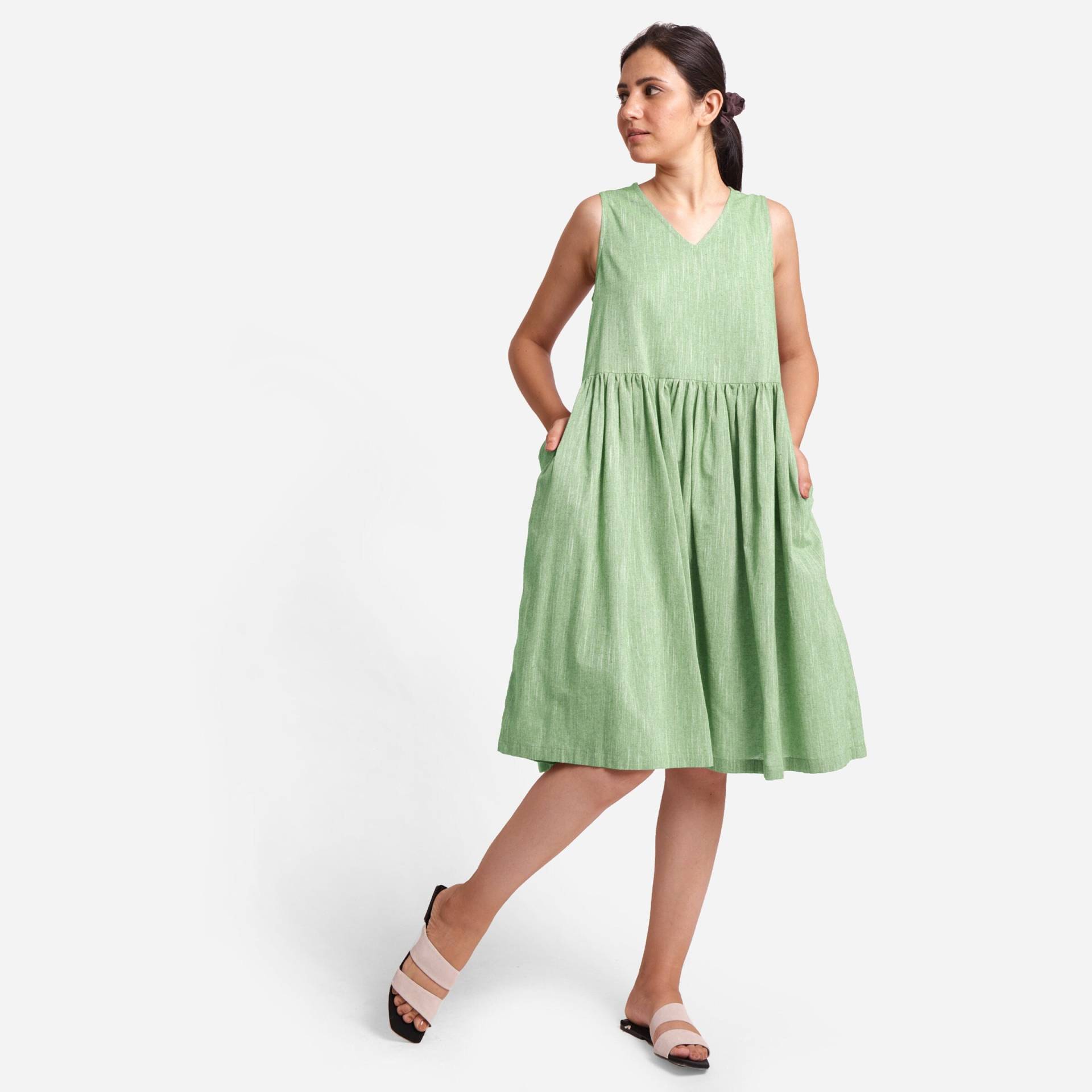 Grün 100% Baumwolle Midi Kleid, Anpassbares Ärmelloses Kleid Mit Taschen, V-Ausschnitt Plus Size, Petite, Tall Etsw Grün 100% Baumwolle Midi Kleid, Anpassbares Ärmelloses Kleid Mit Taschen, V-Ausschnitt Plus Size, Petite, Tall Etsw von SeamsFriendlyIndia