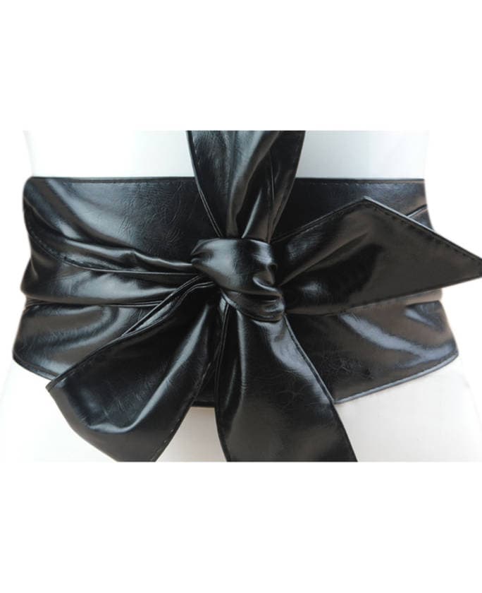 Rita Gürtel in Schwarz - Ein Super Waist Cinching One Size Fits All Pu-Gürtel Zieht Sie Direkt Ein, Um Wunderbare 1950Er Jahre Taille/Figur Zu von SeamstressBethany