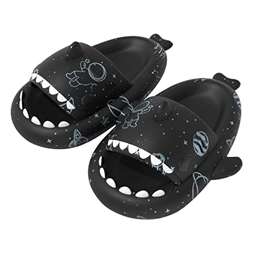 SearchI Niedlich Hai-Hausschuhe Damen Herren,Sommer Unisex Badeschuhe EVA Sandalen mit Dicken Sohlen Shark Slippers Slides Indoor Outdoor Sommer Badezimmer Pool Strand(Schwarz,40/41 EU) von SearchI