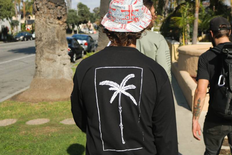 Skeleton Party Mittelschweres Langarmshirt Skeleton Party Mittelschweres Langarmshirt von SearchPartyApparel