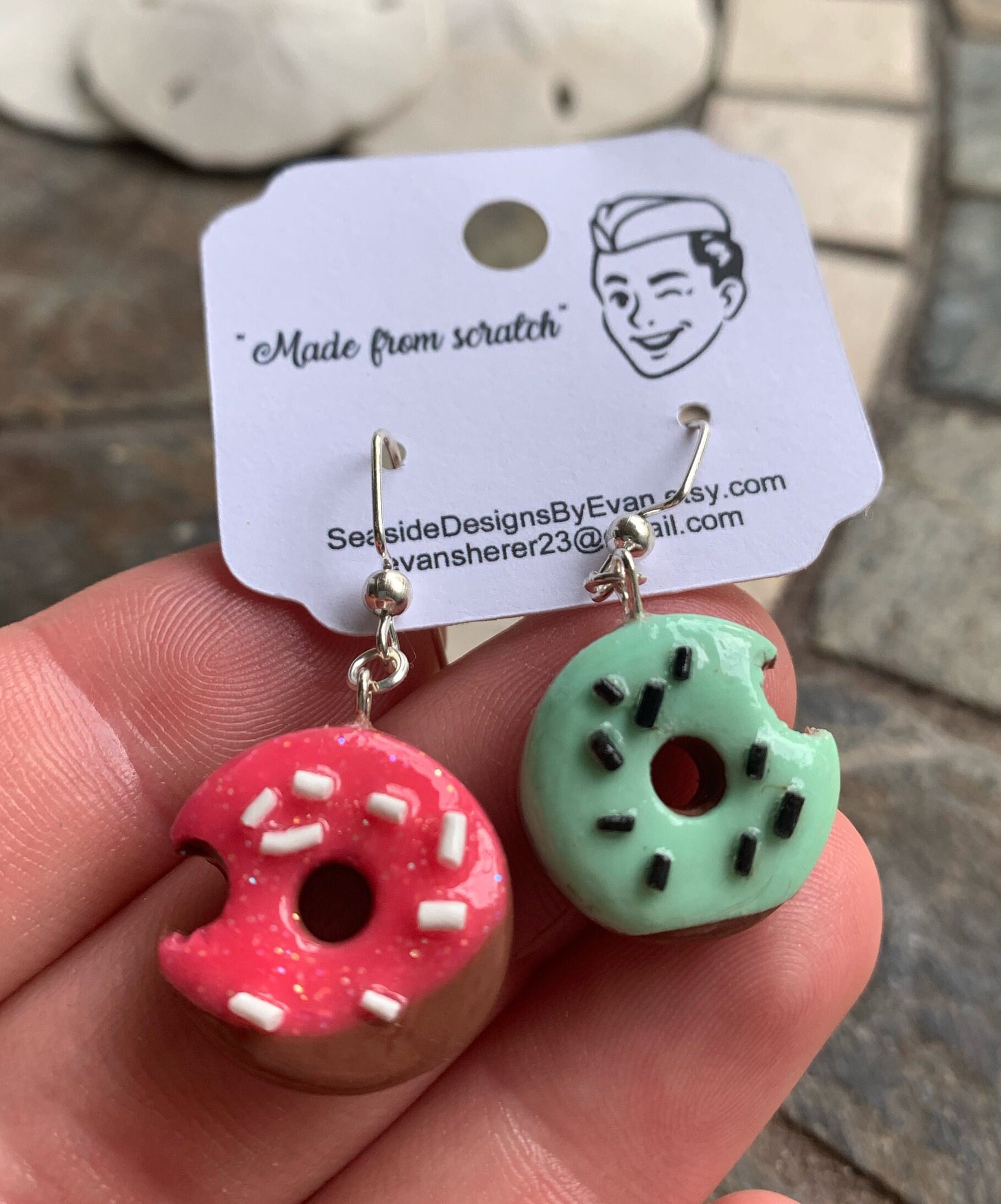 Mismatch Donut Ohrringe Mismatch Donut Ohrringe von SeasideDesignsByEvan
