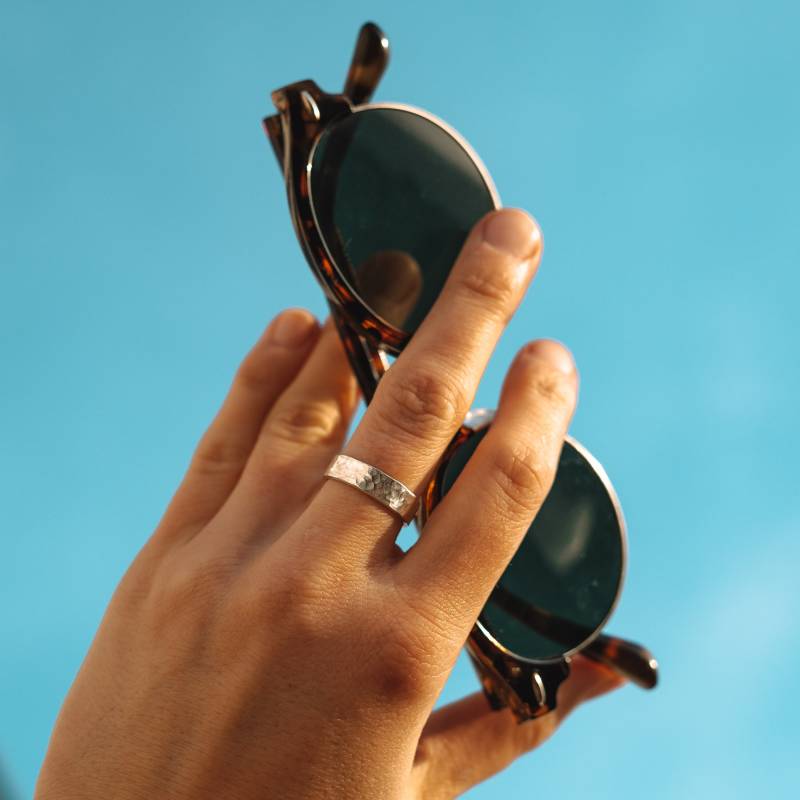 Stapelring Sterling Silber 925 - Breiter Stacker Gehämmert Hammerschlag von SeasidemorningsShop