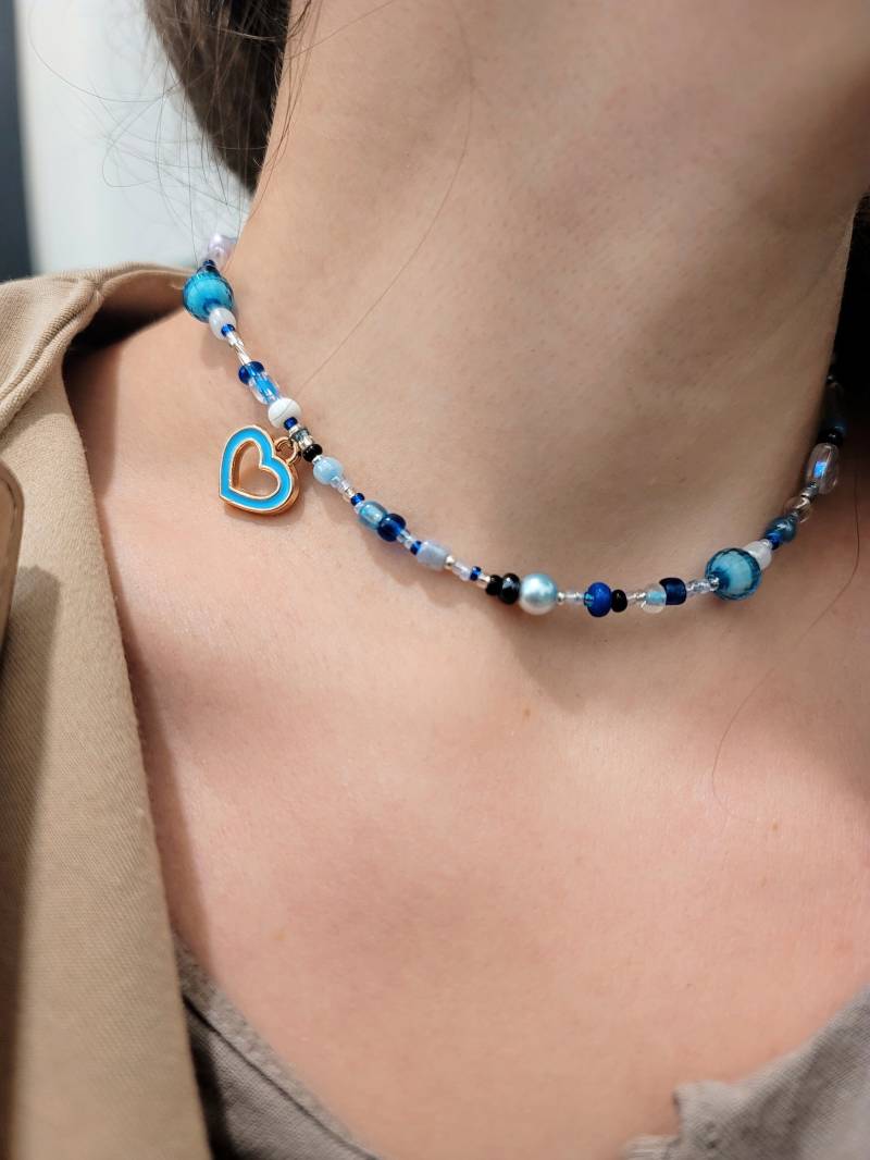 Blaues Herz-Perlen-Halskette Handmade Perlen-Halskette Sterling Silber Herz-Perle Mode-Accessoires Chunky Bead Zierliche Designer von SeasonVelvet