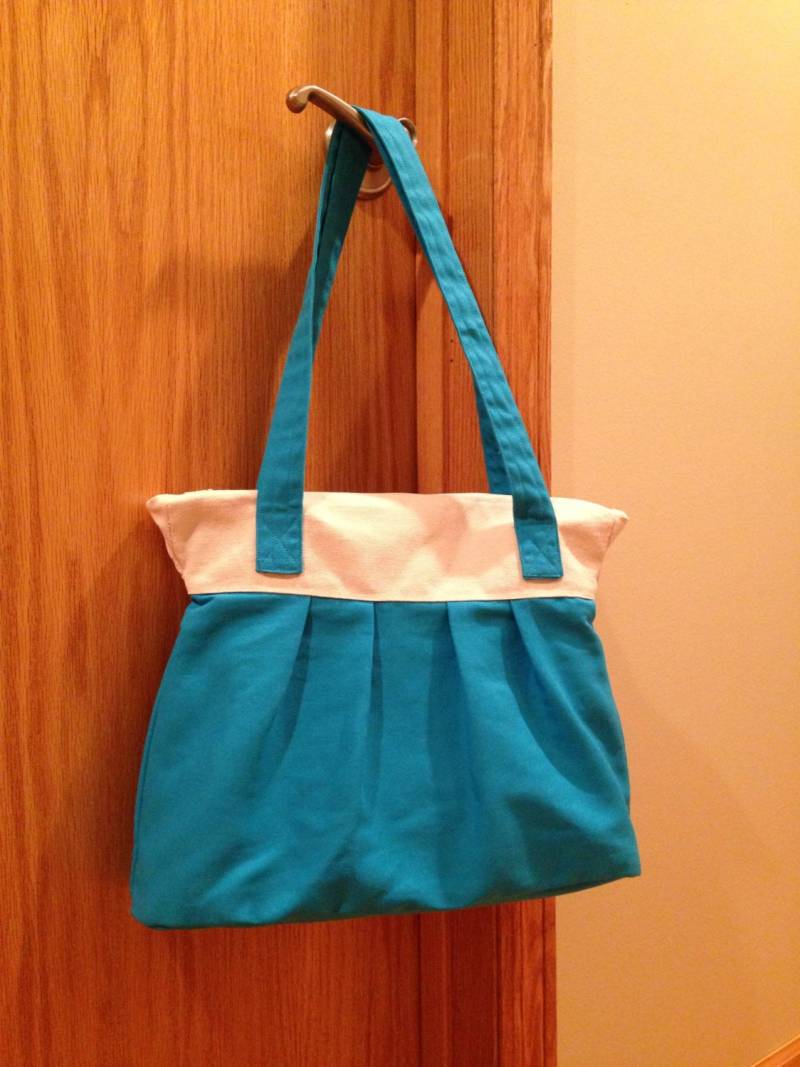 Blaue Handtasche, Plissiert, Canvas Gefüttert, Über Der Schulter, Reißverschluss Blaue Handtasche, Plissiert, Canvas Gefüttert, Über Der Schulter, Reißverschluss von SeasonalMarie