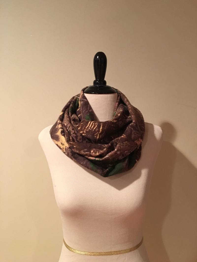Infinity Schal. Camoflauge. Pali Tree Camo. Flanell Infinity Schal. Camoflauge. Pali Tree Camo. Flanell von SeasonalMarie