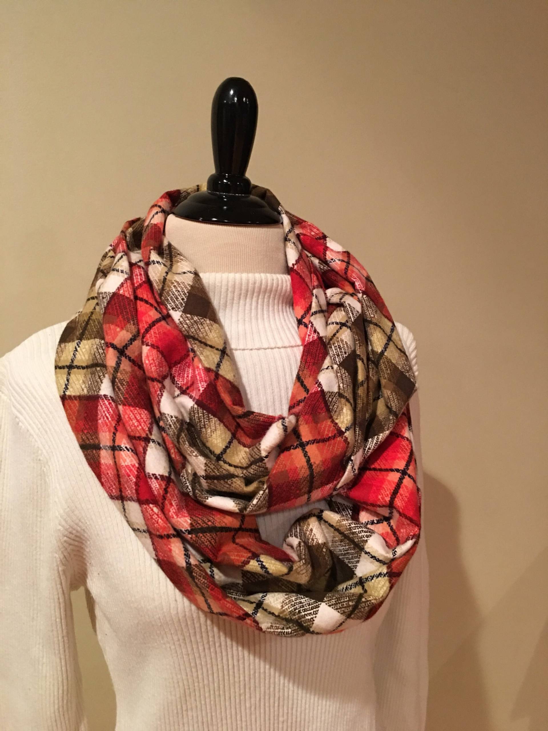 Infinity Schal. Orange Und Grün. Flanell von SeasonalMarie