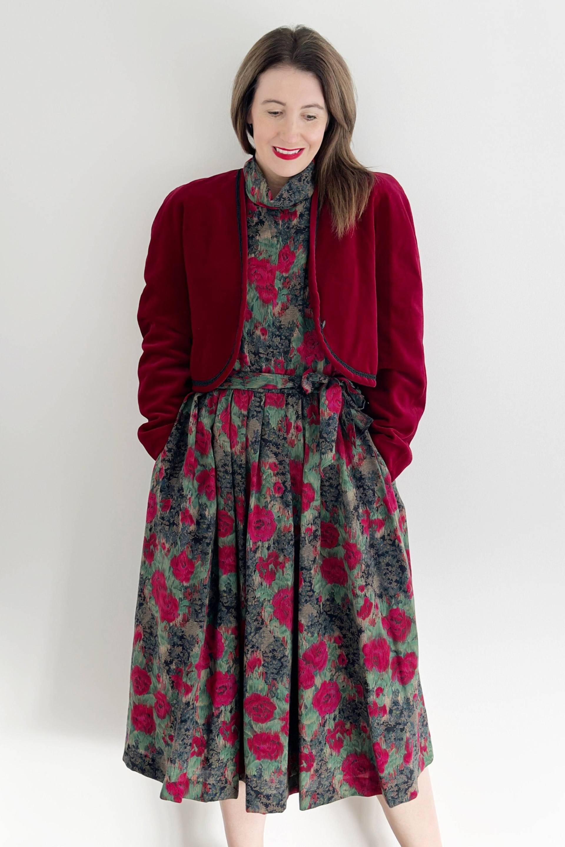 Vintage Winter Rose Kleid & Samtjacke | Größe 10 12 Weihnachtliches Blumen Hochzeitsgast Outfit von SeasonallyDressed