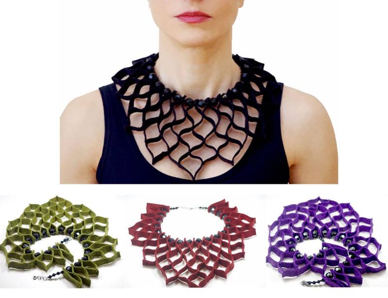 Schwarze Statement Halskette, Einzigartige Filz Lätzchen Origami Burgundhalskette, Lila Grüne Schmuck Schwarze Statement Halskette, Einzigartige Filz Lätzchen Origami Burgundhalskette, Lila Grüne Schmuck von SecondSkein