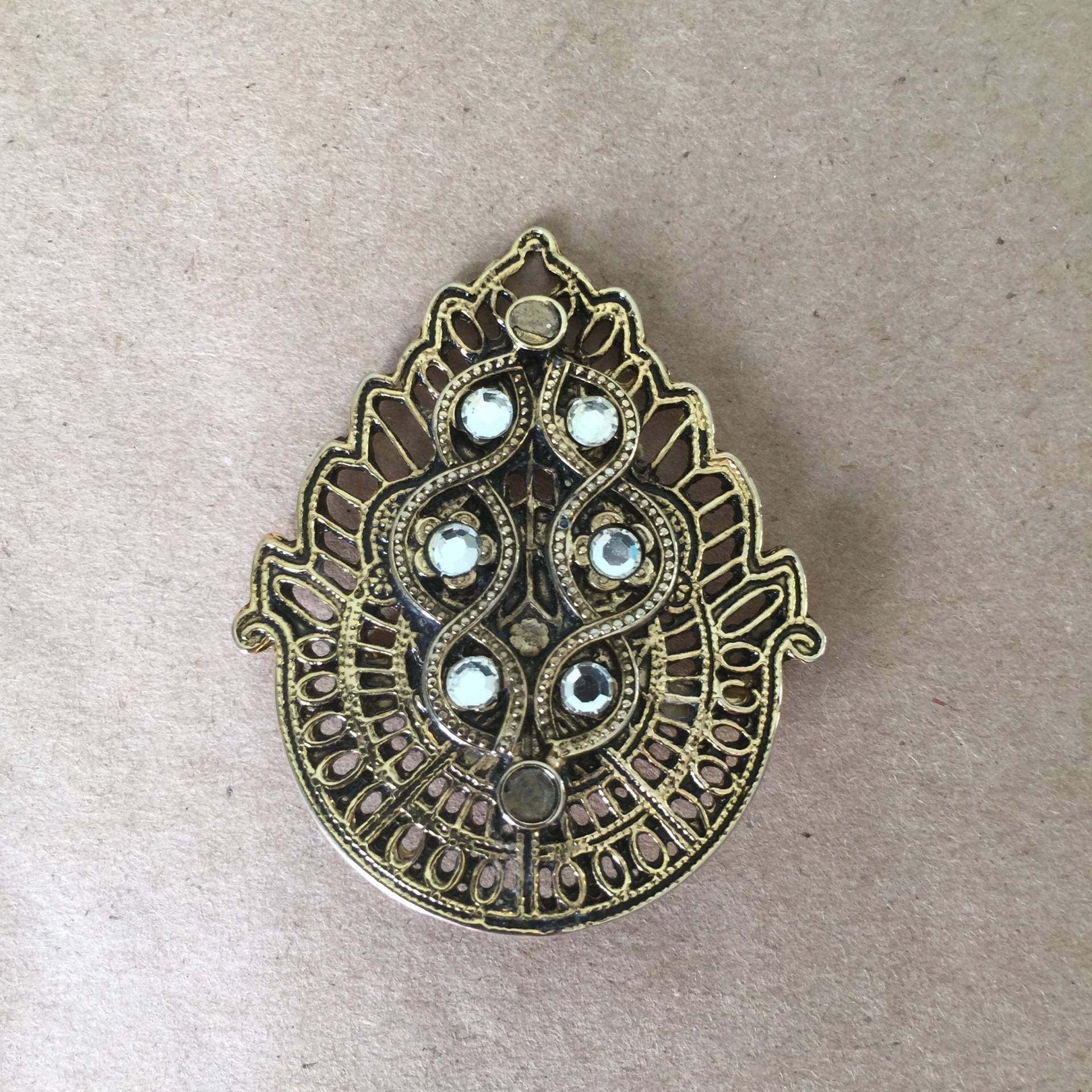 1960Er Jahre Tear Drop Gold-Ton Brosche Mit Strasssteinen 1960Er Jahre Tear Drop Gold-Ton Brosche Mit Strasssteinen von SecondSymphony
