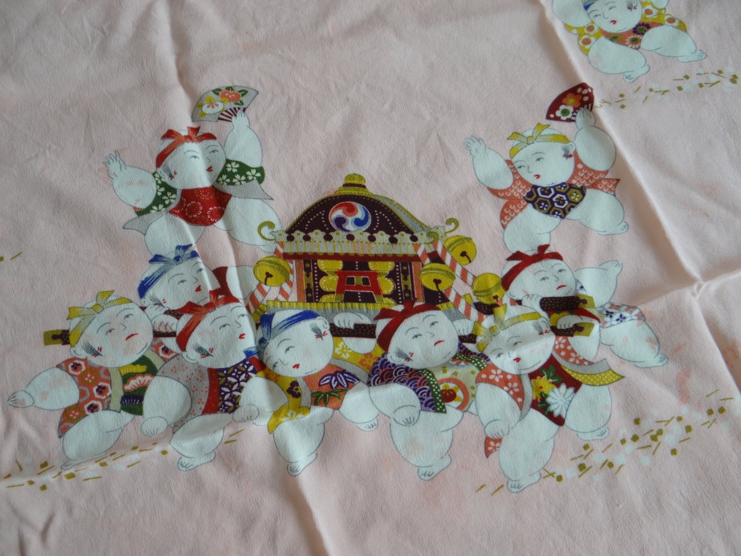 Vintage Glücklich Buddha Pfirsich Schal - Rosa von SecondWindShop