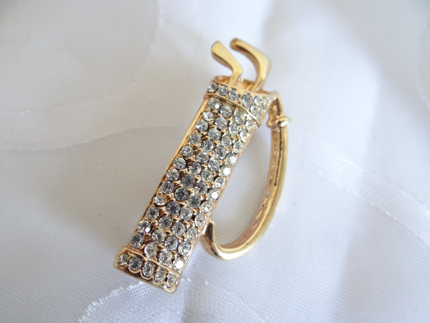 Vintage Strass Golf Tasche Brosche Pin Auf Einem Gold Ton Einstellung Eine Schöne Gift Für Ihren Lieblingsgolfer von SecondWindShop