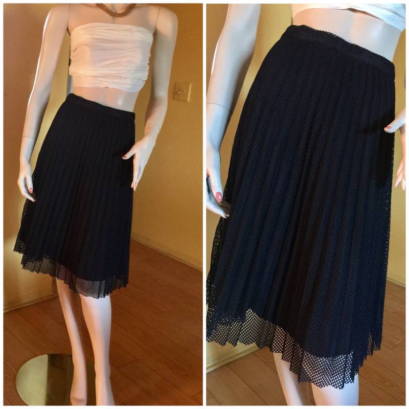 Schwarzer Falten Netz Rock Akkordeon Spitze Knielang 50Er Fließend Sommer Hochzeit A-Line Abend Besondere Anlässe Trauer Outfit Midi Goth Punk von SecretBelladonna