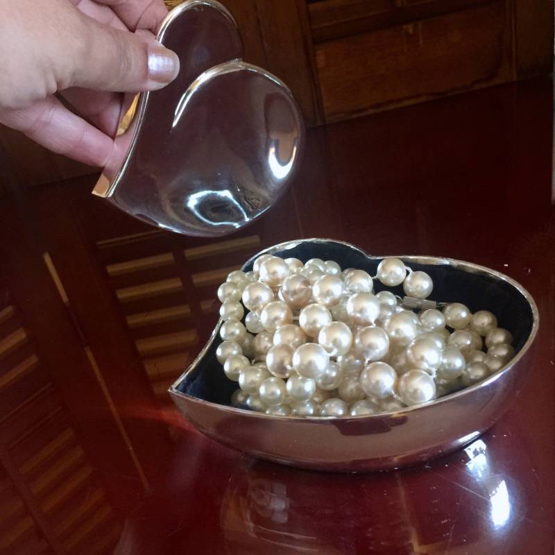 Silber Herz Schmuckschatulle Valentine Andenken Metall Ring Schmuckstück Eitelkeit Dekor Schatz Rosenkranz Behälter Gericht Vernickelt Chrom Metallic von SecretBelladonna