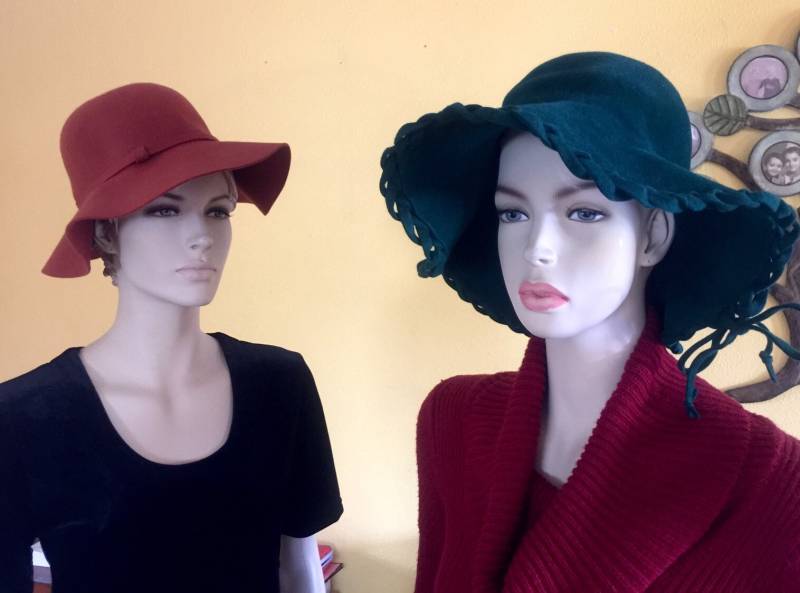 Wollfilz Floppy Hut Herbst Winter Rund Orange Dunkelgrün Retro 1970Er Jahre Hippie Kostüm Boho Festival Breite Krempe Samt Slouchy Outdoor von SecretBelladonna