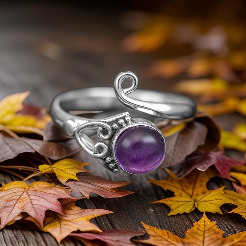 Amethyst Ring, Verstellbarer Silberring, Handgemachter Geburtsstein Schmuck, Atemberaubende Edelsteingeschenke Für Sie, Boho Chic Accessoire Amethyst Ring, Verstellbarer Silberring, Handgemachter Geburtsstein Schmuck, Atemberaubende Edelsteingeschenke Für Sie, Boho Chic Accessoire von SecretMessageJewels
