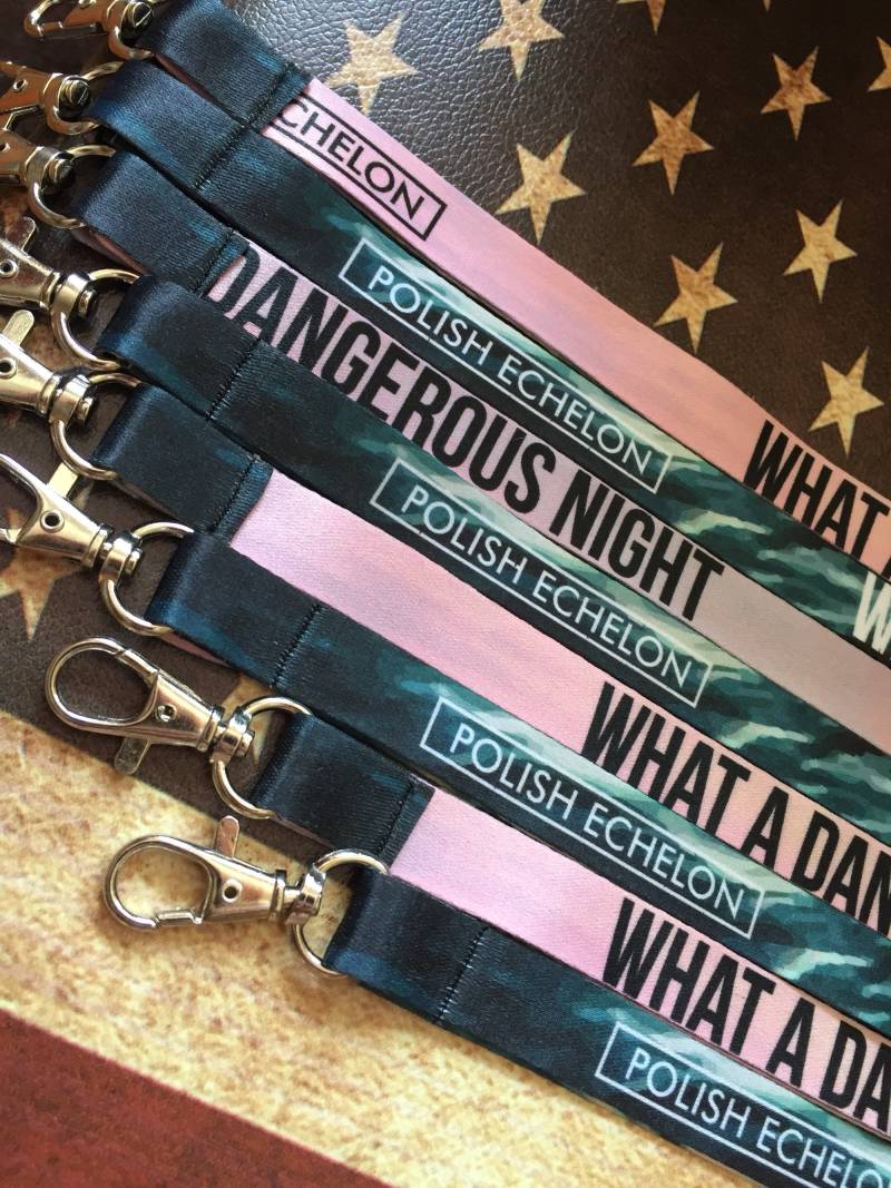 Dangerous Night/Walk On Water Schlüsselband Polish Echelon von SecretVault