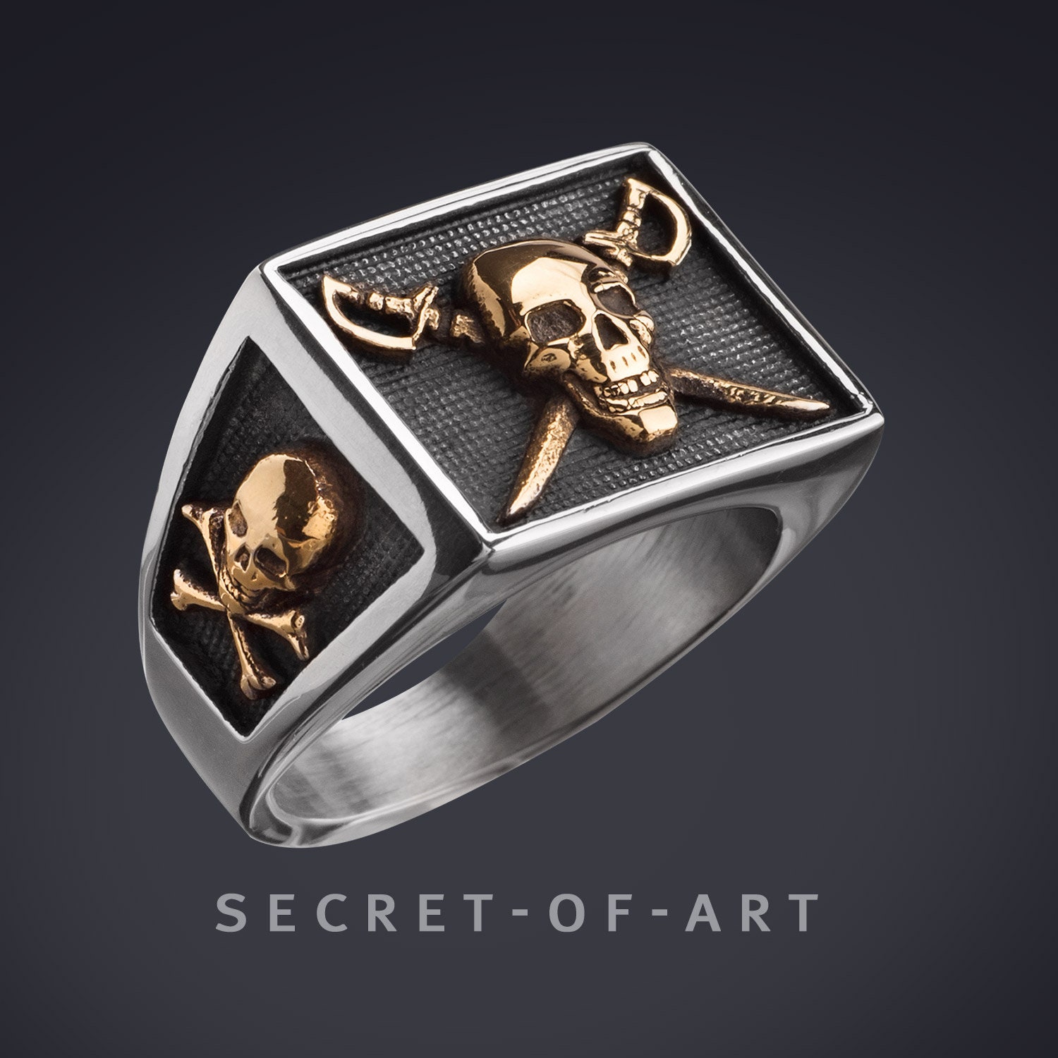 Pirat Ring Piraten Biker Totenkopf Jolly Roger Crossbones Skull Edelstahl Punk Gothic Memento Mori Halloween Rocker Pirat Ring Piraten Biker Totenkopf Jolly Roger Crossbones Skull Edelstahl Punk Gothic Memento Mori Halloween Rocker von SecretofArt