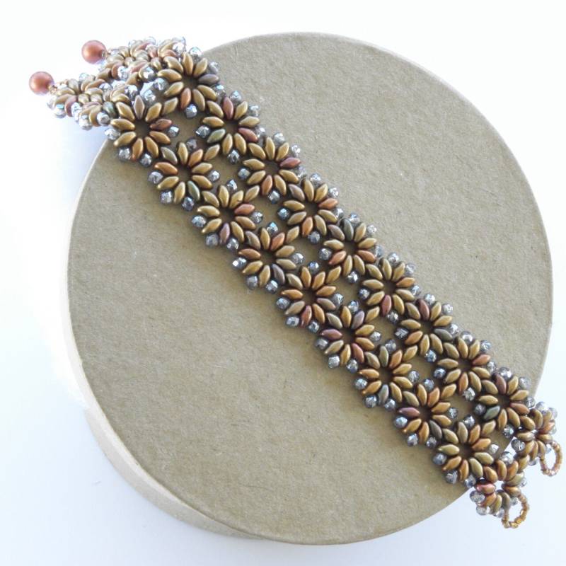 Handgemachtes Perlenarmband Vintage Armspange Mit Kupferflora von SeedlingDesigns