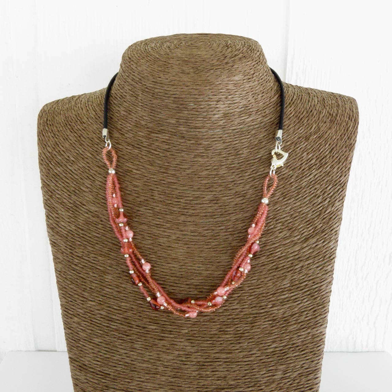 Rosa Perlenkette Handgemachte Teen Herz Schmuck Rosa Perlenkette Handgemachte Teen Herz Schmuck von SeedlingDesigns