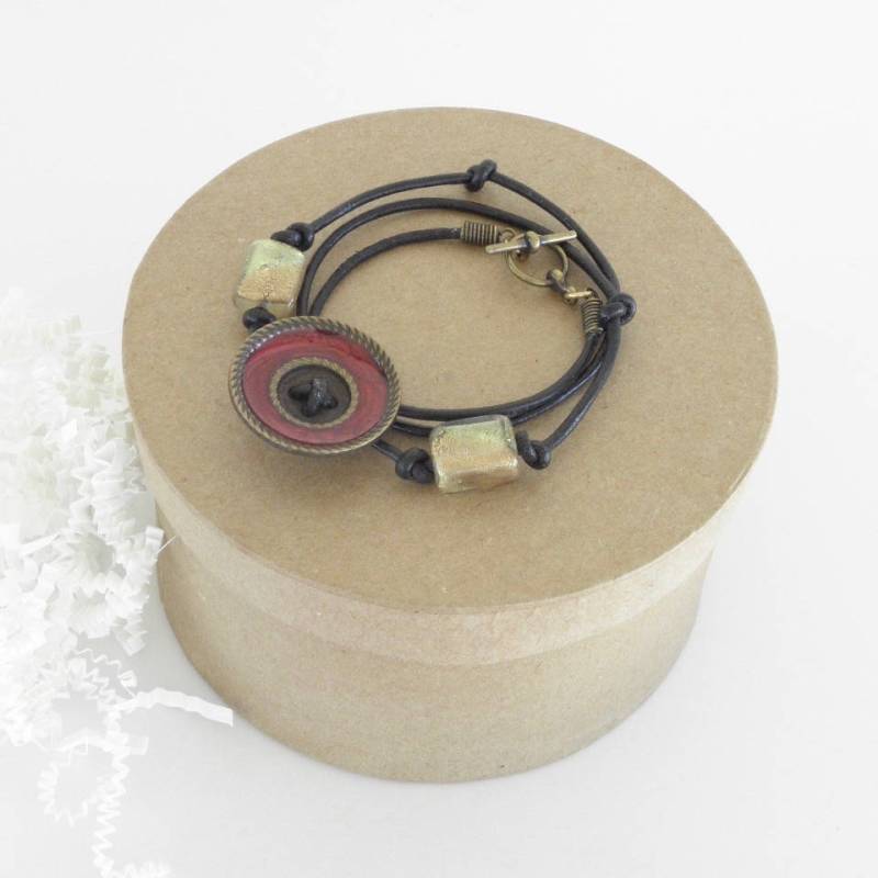 Schwarzes Leder Wickelarmband Perlenarmband, Einzigartiges Design Ideal Für Ihr Freigeistigen Jugendlich Schwarzes Leder Wickelarmband Perlenarmband, Einzigartiges Design Ideal Für Ihr Freigeistigen Jugendlich von SeedlingDesigns