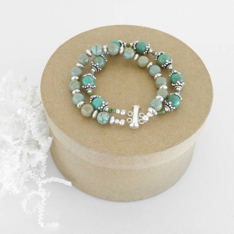 Türkis Und Sterling Perlen Armband, Grün, Doppel-Strang, Handgefertigt, Zeitgenössisch, Birthstone Schmuck Türkis Und Sterling Perlen Armband, Grün, Doppel-Strang, Handgefertigt, Zeitgenössisch, Birthstone Schmuck von SeedlingDesigns