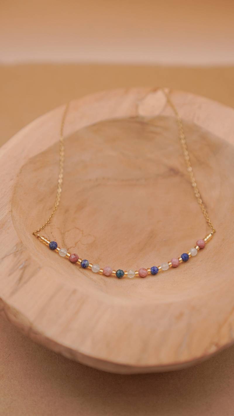 Edelsteinkette Halskette, Ein Bunter Mix Aus Rhodonit, Lapislazuli Und Prehnit Facettiert 4mm von SeelenfreundShop