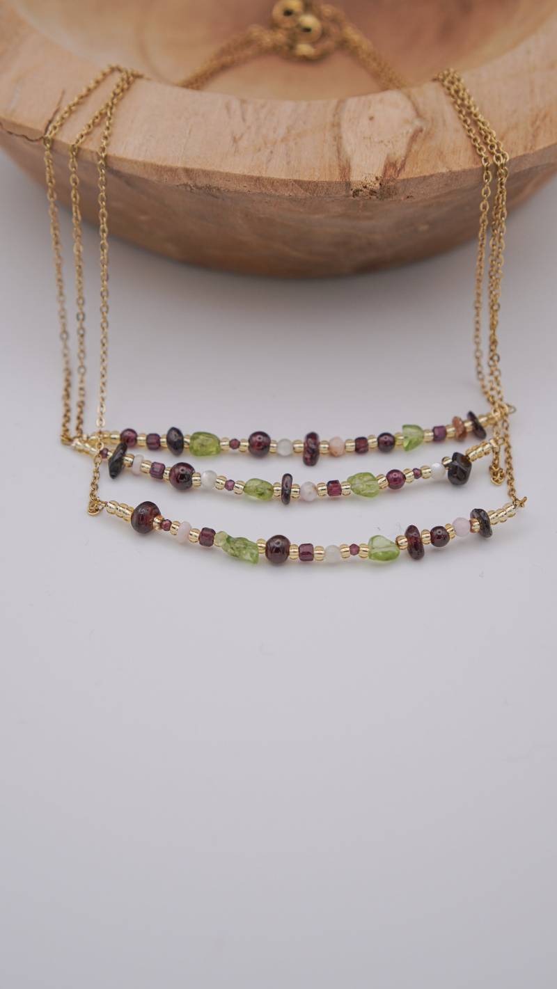 Edelsteinkette Halskette, Mix Aus Peridot, Granat, Perlmutt Und Andenopal von SeelenfreundShop