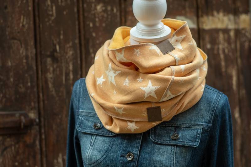 Fany Xxl Loopschal/Schlauchschal Sterne Dunklers Gelb & Weiß von SeeleundFadenShop