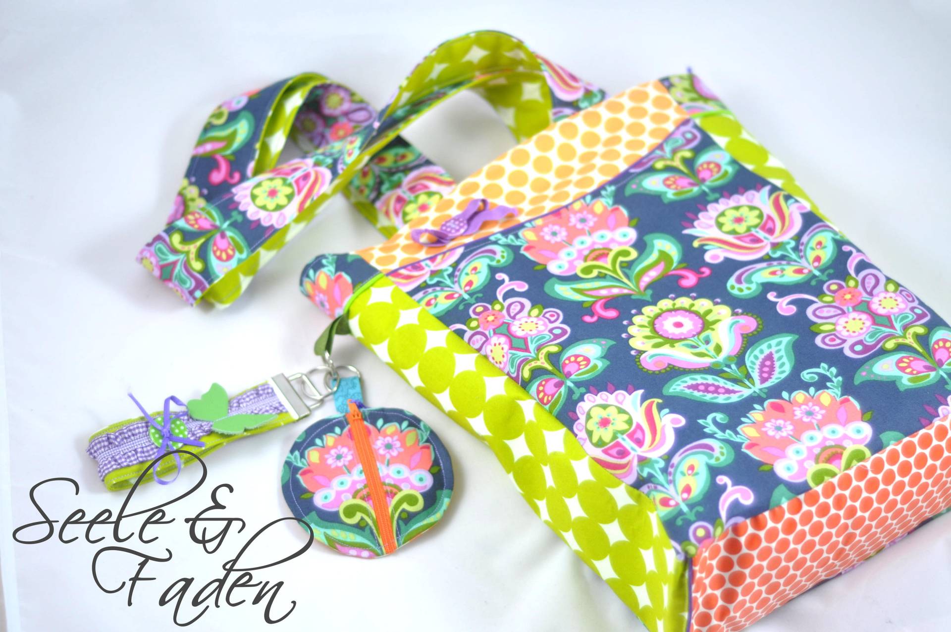 Schultertasche Vinir "Blossom" von SeeleundFadenShop