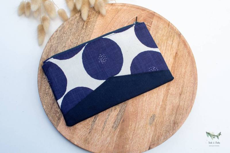 Vari Pouch Kleine Kosmetiktasche/Kreise Dunkelblau& Weiß von SeeleundFadenShop