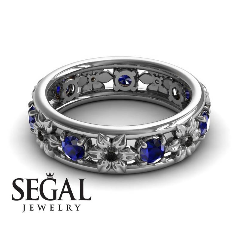 Jubiläumsring 14K Weißgold Blumen Saphir Und Schwarzer Diamant Jubiläumsgeschenk Blumenring Eternity Ring - Victoria Wedding von SegalJewelry